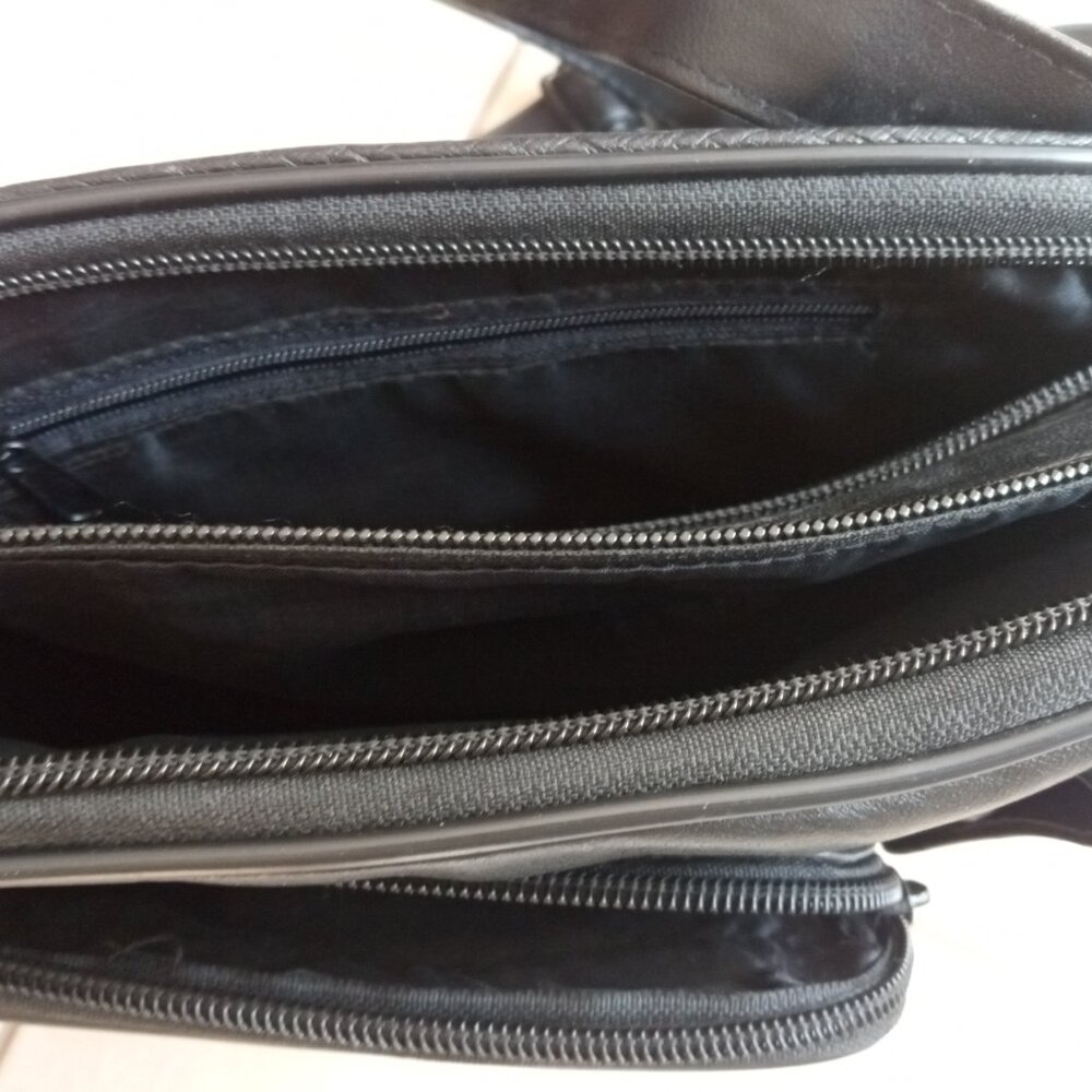 LEATHER CROSSBODY - Picture 10 of 13